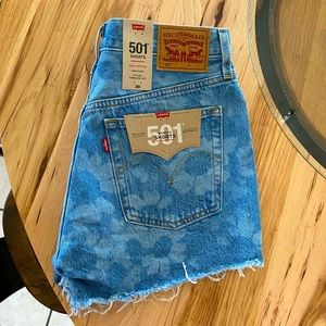 Women’s Levi’s 501 shorts